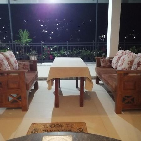 Luxury Apartment The Walkers Nest Kandy Exterior photo