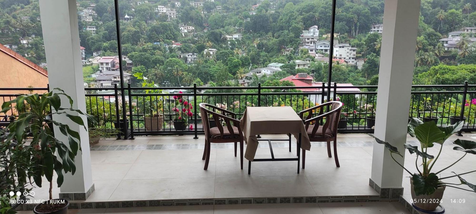 Luxury Apartment The Walkers Nest Kandy Exterior photo